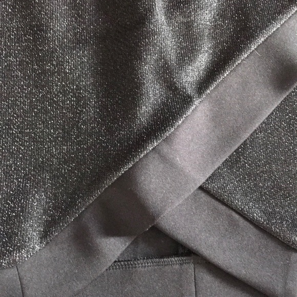 Express Skirt - Picture 2 of 4